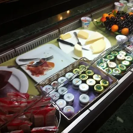 Riviera Hotel 3*