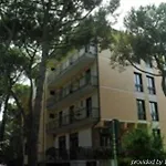 Riviera Hotell