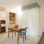 Riviera 3*