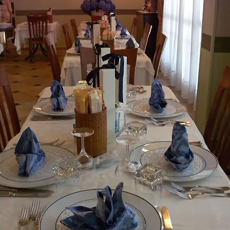 Hotel Riviera 3*