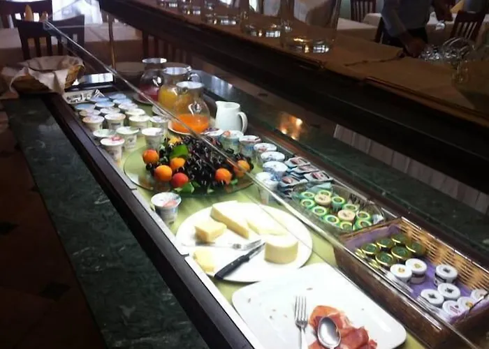 Riviera מלון מרינה די רוונה