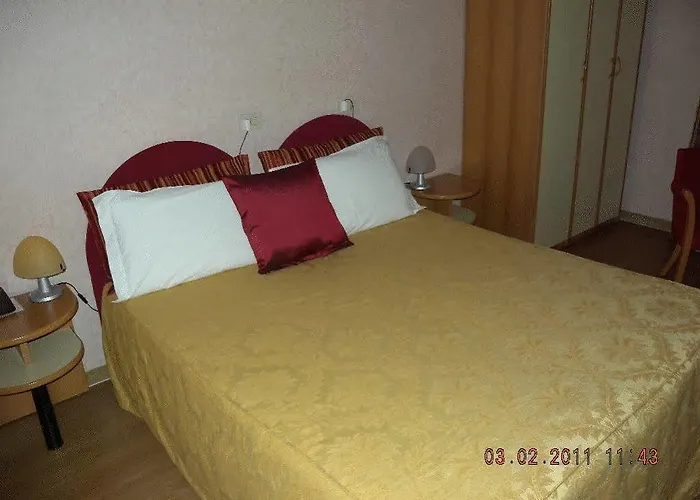 Riviera 마리나디라벤나